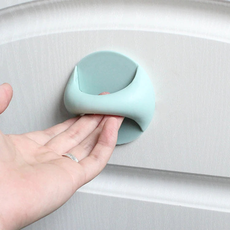 Multi-purpose door and window auxiliary handle