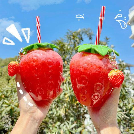 Kawaii Plastic Strawberry Straw Cup