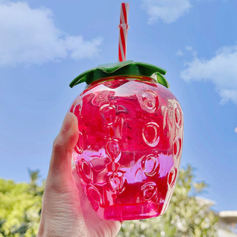 Kawaii Plastic Strawberry Straw Cup